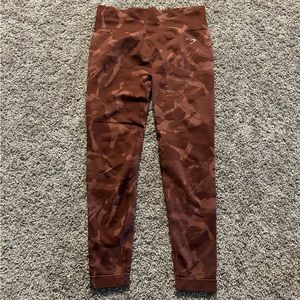 Gymshark Adapt Camo Seamless Leggings - Savanna | Cherry Brown - XL